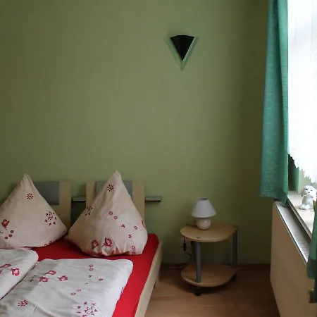 Apartment Modern In With Fenced Garden Kropelin