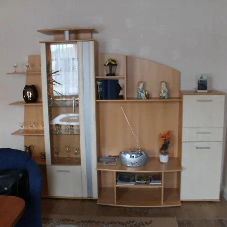 Modern In With Fenced Garden * Kropelin
